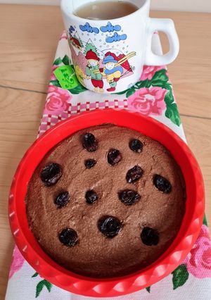 Una foto de Galleta de harina de coco, cacao y maní, midiendo con tapita de polvo Royal®