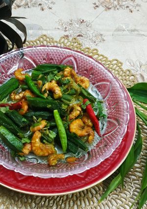 চিংড়ি দিয়ে ঢেঢ়শ ভাজি। রেসিপির প্রধান ছবি