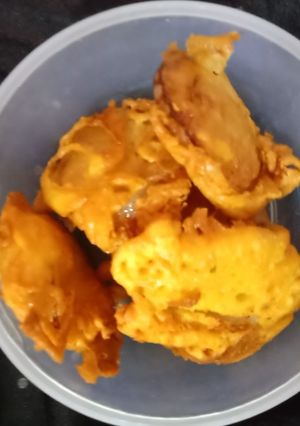 A picture of Bread pakora.