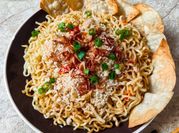 Gambar mie gacoan pedas mie basah