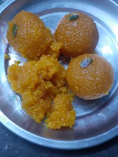 बूंदी के लड्डू (Boondi ke laddu recipe in hindi) रेसिपी मुख्य फोटो