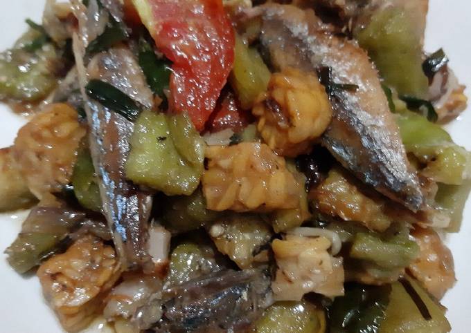 Recipe: Delicious Ikan Asin Klotok Lombok Ijo