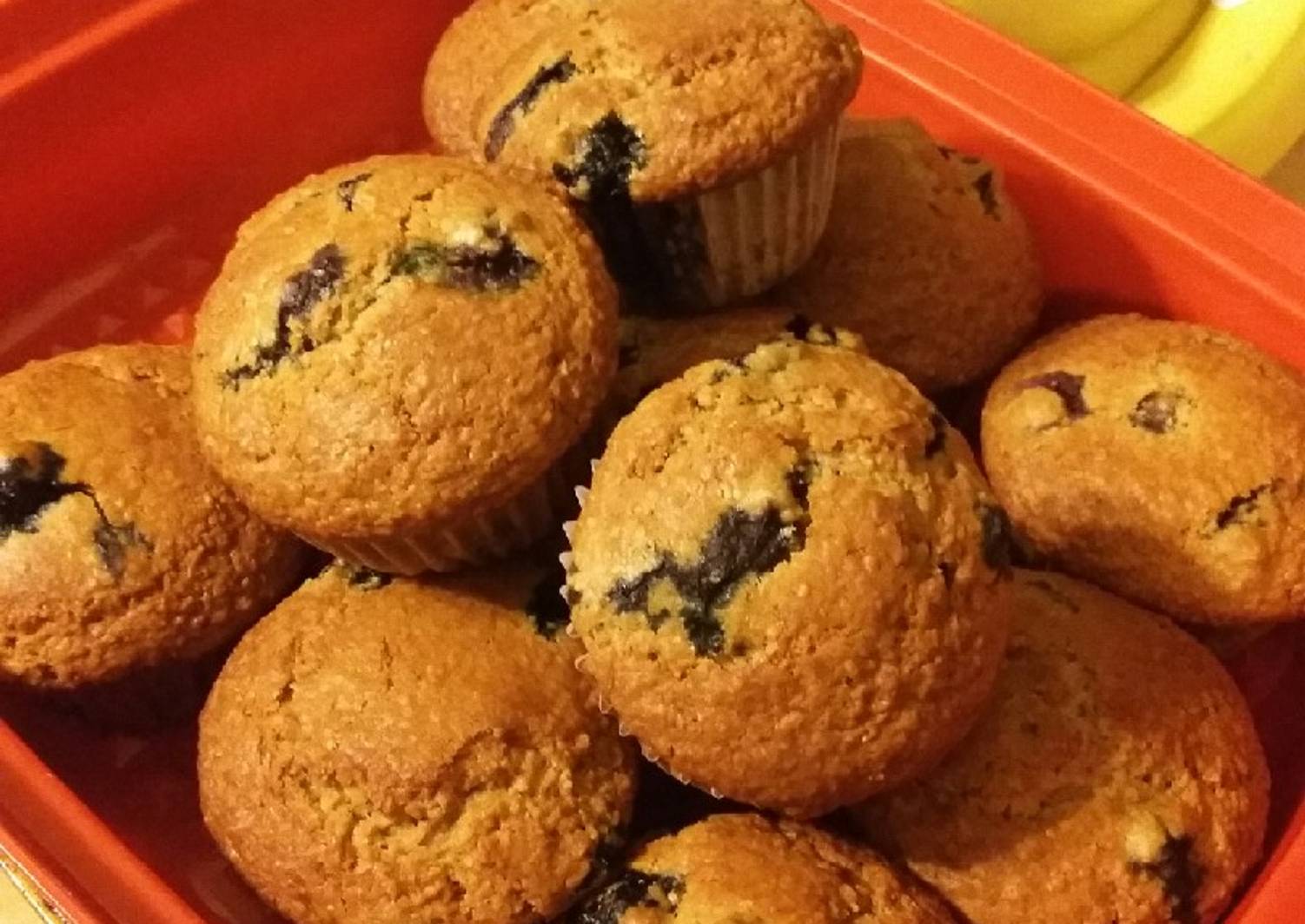 Blueberry Oat Bran Muffins Recipe by StephieCanCook - Cookpad