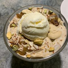 A picture of Dry Fruits cream with Ice Cream.