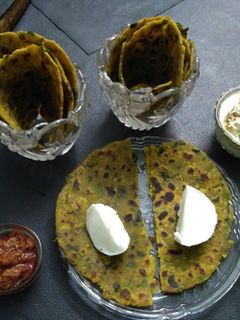 मल्टीग्रेन पराठा (Multigrain paratha recipe in hindi) रेसिपी मुख्य फोटो