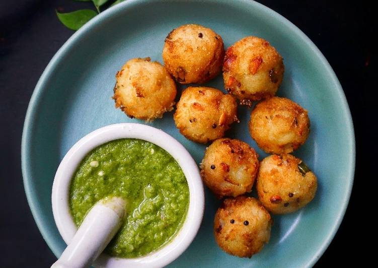 Steps to Make Speedy Leftover Rava Upma Balls