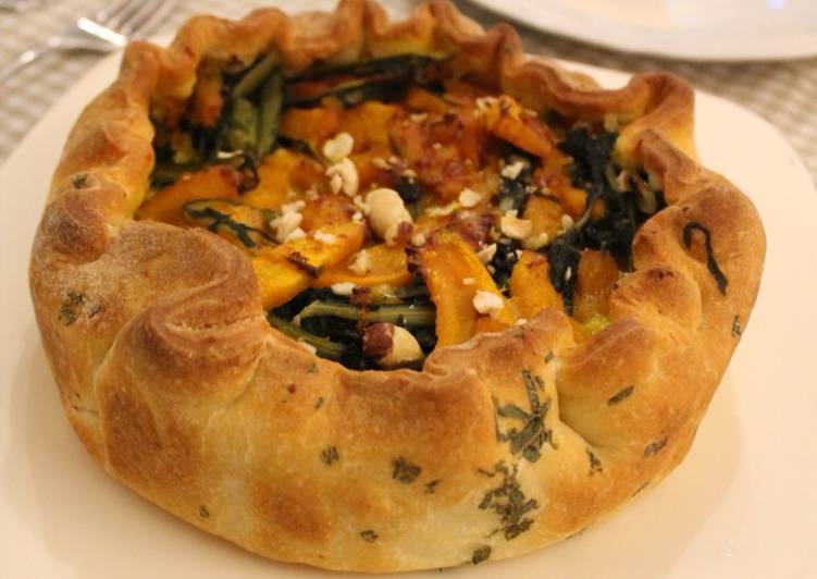 Steps to Prepare Fatto in casa Torta salata con zucca, biete e nocciole