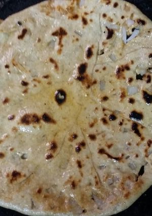 A picture of Onion Paratha.
