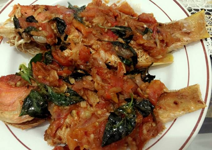 Resep Ikan Kakap Goreng Rica Rica Oleh Lis Achmadi Cookpad