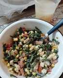 Ensalada de choclo, remolacha con semillas de calabaza