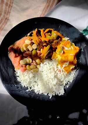 Una foto de Carne con verduras picante