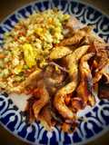 Cerdo al estilo mu shu con arroz frito