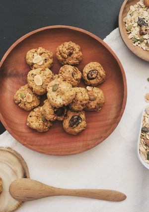 Foto resep Muesli cookies 😘 (oat, seeds, nuts, dried fruits cookies)