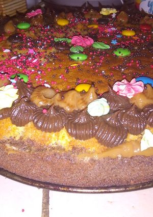 Una foto de Torta económica de vainilla y chocolate