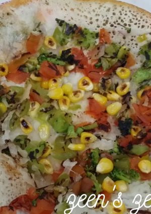 A picture of Mixed Veg Uttappam.
