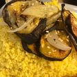 Cuscús con berenjenas asadas