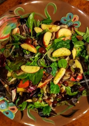 A picture of Bacon apple cider salad.