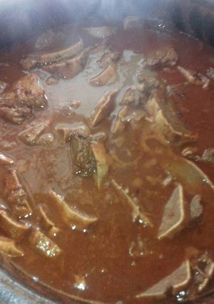 Una foto de Lengua de res en adobo mmmmmm