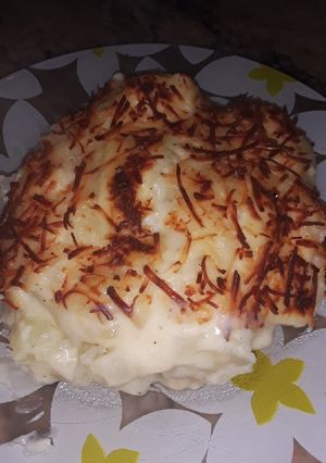Una foto de Coliflor con patatas gratinadas
