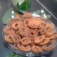 A picture of Rice chakli.