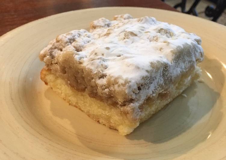 New York Style Crumb Cake