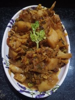 कसूरी मेथी आलू गोभी मटर सब्जी(kasuri methi aloo gobhi matar sabzi recipe in hindi) रेसिपी मुख्य फोटो