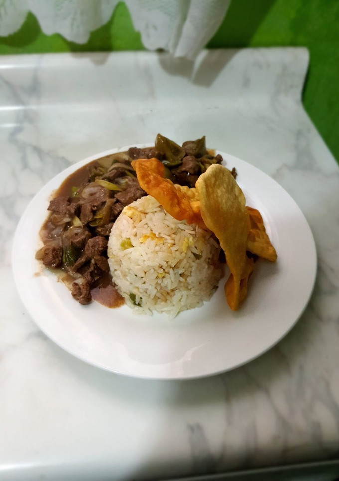 Una foto de Carne Mongoliana con Arroz