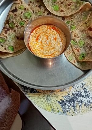વટાણા નાં પરોઠા (Matar Paratha Recipe In Gujarati) રેસીપી મુખ્ય ફોટો