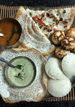 A picture of Dosa, Uttapam, Idli, Appam & Kuzhi Paniyaram.