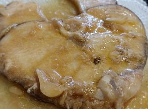 Foto principal de Tintorera con salsa de ajo al limón