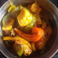 A picture of Vegetable paneer.