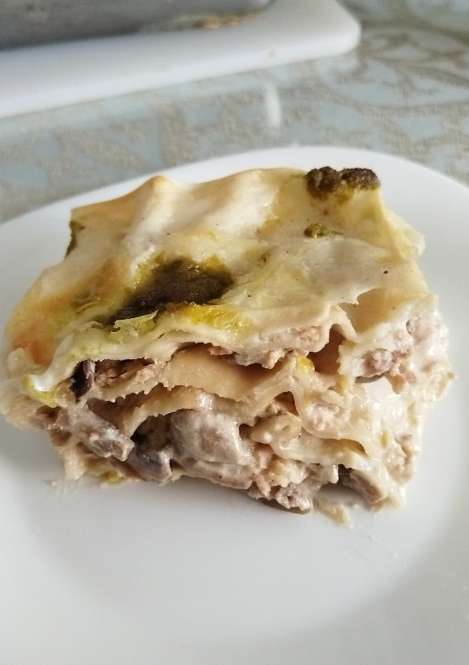 Una foto de Lasaña de salmón y langostinos