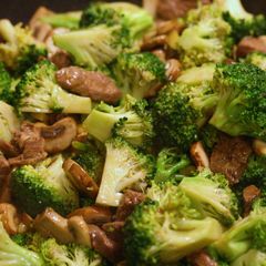 A picture of Stir Fried Kai Lan or Broccoli.