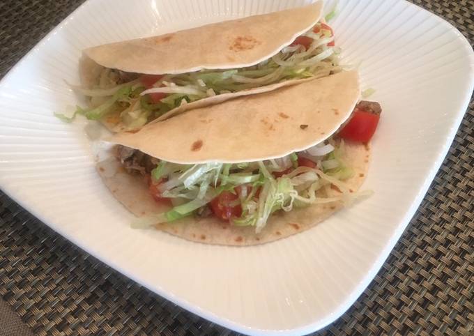 Steps to Prepare Andrew Copley Chorizo Tacos