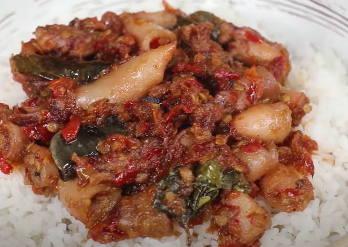 Resep Sambal Cumi Balado Oleh Norhalimah Tustaiyah Cookpad