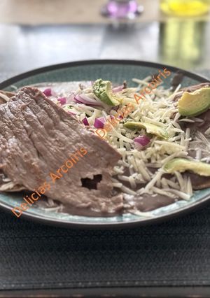 Una foto de Enfrijoladas fáciles de hacer l Recetas Arcoíris