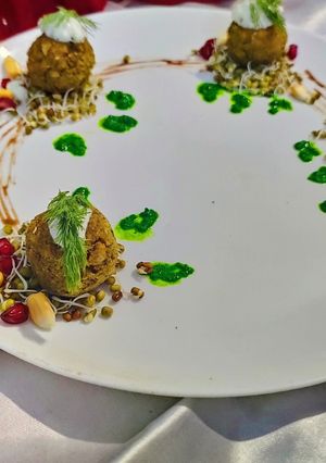 A picture of Green Bake Falafel.