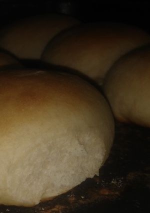 Una foto de Pancitos tipo pebete, para sanguche épico con truco secreto!!