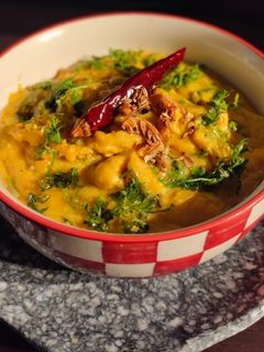 दह्याचे बेसन (dahi besan recipe in marathi) रेसिपी चे मुख्य फोटो