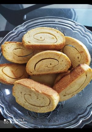 ઘઉંના લોટના ટોસ્ટ (Wheat flour toast recipe in Gujarati) રેસીપી મુખ્ય ફોટો