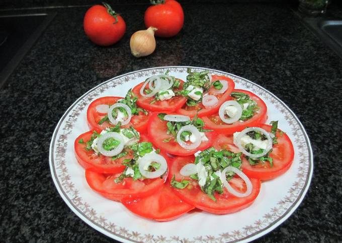 Ensalada Fresca De Tomates Queso De Cabra Y Albahaca Receta De