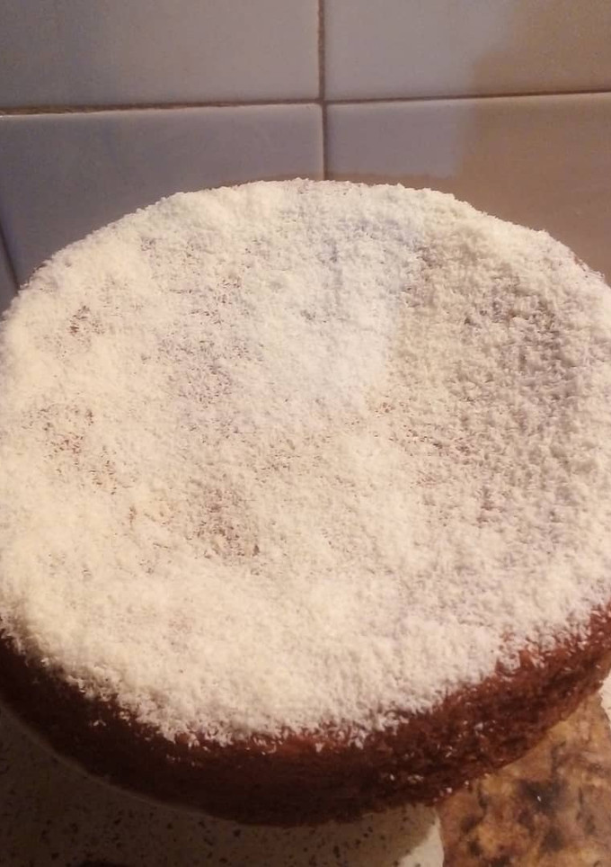 Una foto de Torta con Yogurt de frutilla