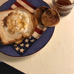 A picture of Egg in a nest.