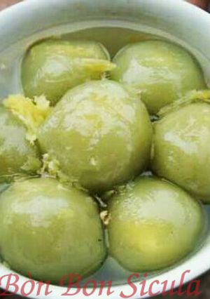 Hình của món Chè trôi nước Lá dứa.
