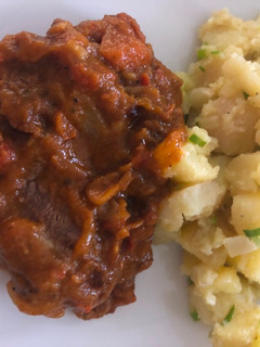 Una foto de Carne a la olla