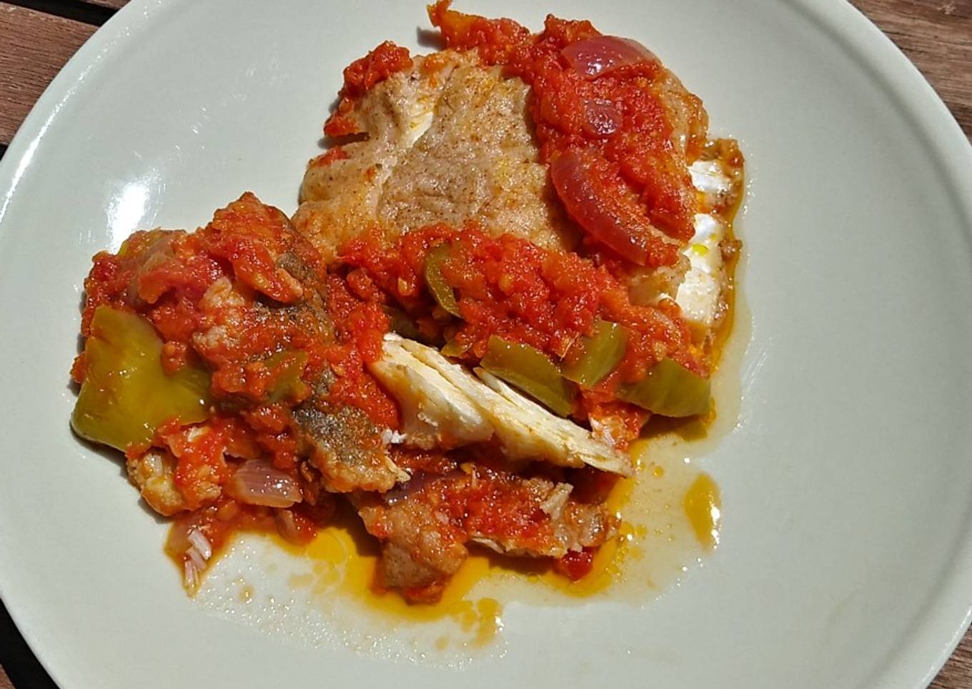 Bacalao en salsa de tomate