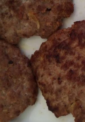 Foto resep Homemade beef patties daging burger 🍔