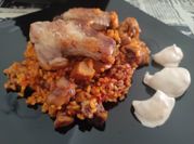 Una foto de paella horno