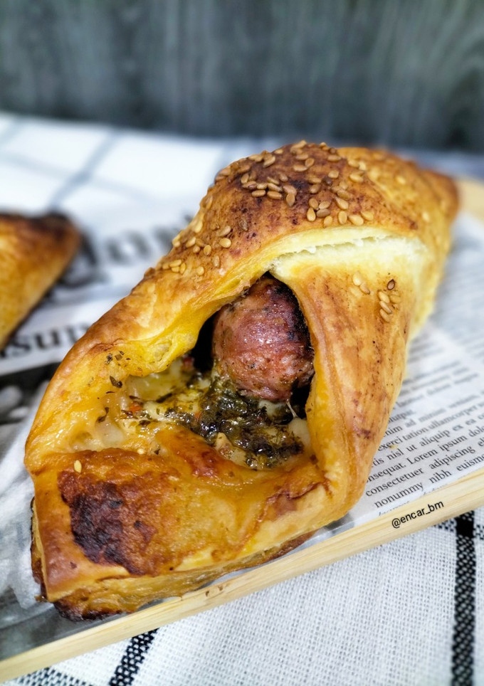 Una foto de Criollo hojaldrado con chimichurri