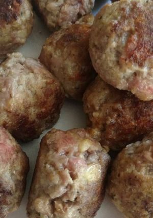 A picture of One Pot Spaghetti and Meatballs.